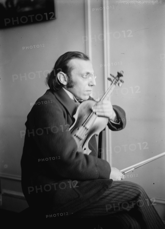 Schmuller, between c1915 and c1920. Creator: Bain News Service.