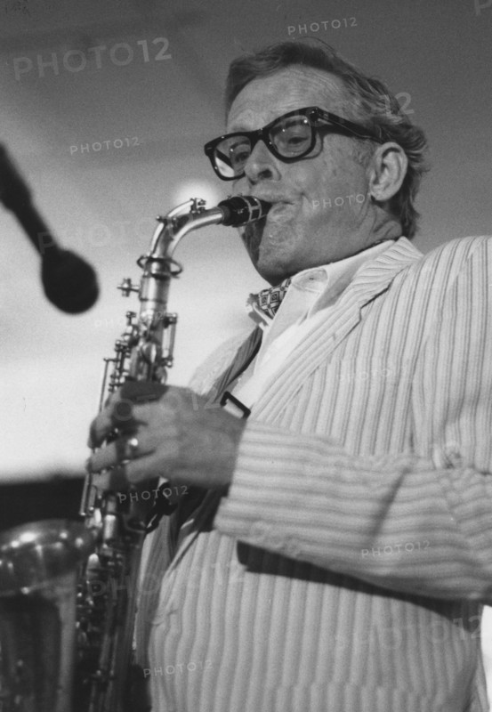 Bob Wilber, The March of Jazz, Clearwater Beach Florida, 1997. Creator: Brian Foskett.