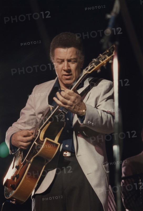 Kenny Burrell, North Sea Jazz Festival, 1999. Creator: Brian Foskett.