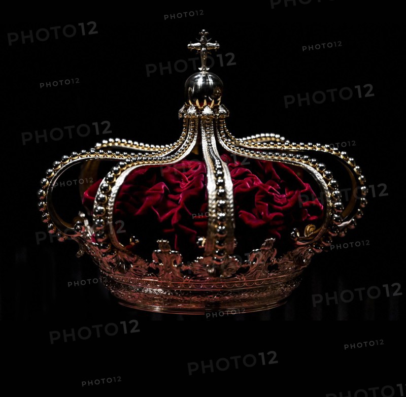 The Crown of João VI (Portuguese Royal Crown), 1817. Creator: Historic Object.