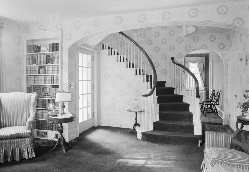 Dr. E. Hall Kline, residence on N. Broadway, Nyack, New York, 1941. Creator: Gottscho-Schleisner, Inc.