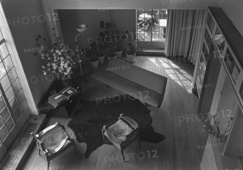 Russel Wright, residence at 7 Park Ave., New York City, 1943. Creator: Gottscho-Schleisner, Inc.