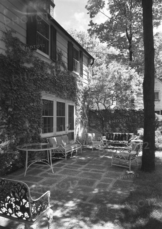 Guido R. Rahr, residence in Manitowoc, Wisconsin, 1945. Creator: Gottscho-Schleisner, Inc.