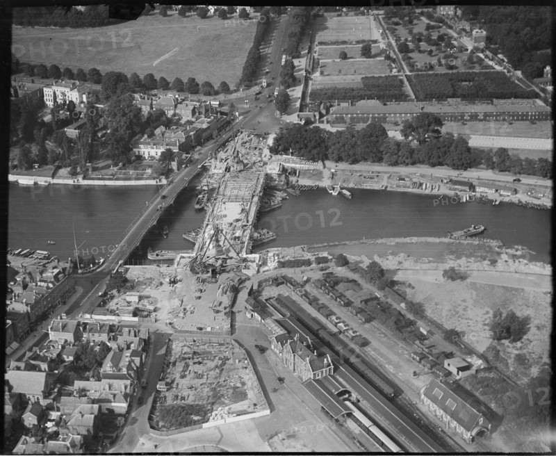 Construction of the new Hampton Court Bridge alongside the old one, Hampton Court, London, c1930s. Creator: Arthur William Hobart.