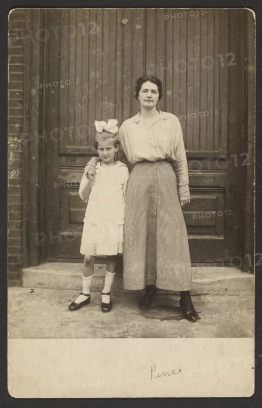 Woman and girl, about 1913-1919. Creator: John Frank Keith.