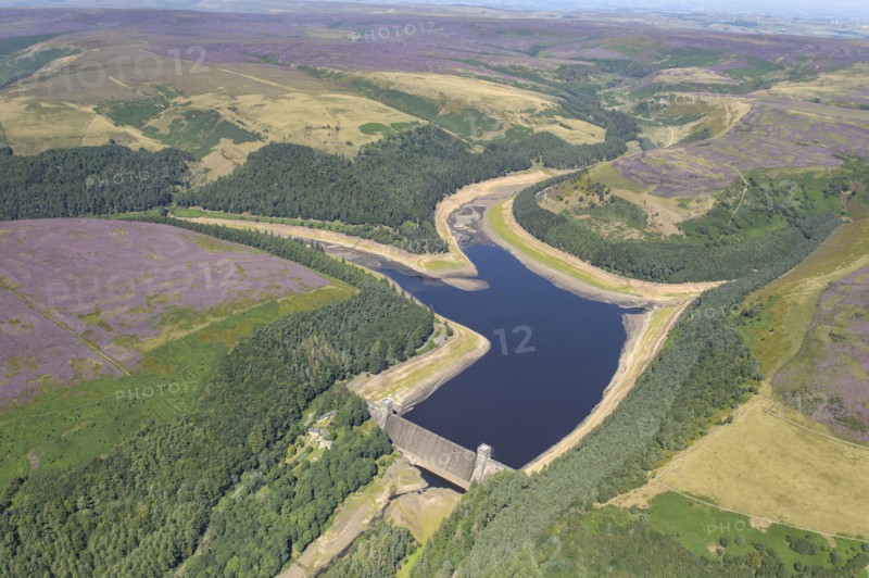 Howden Dam and Reservoir with low water levels during a period of dry weather, Derbyshire, 2022. Creator: Emma Trevarthen.