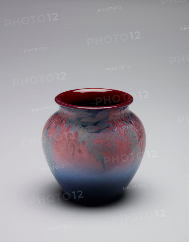 Vase, 1925. Creators: Kataro Shirayamadani, Rookwood Pottery.