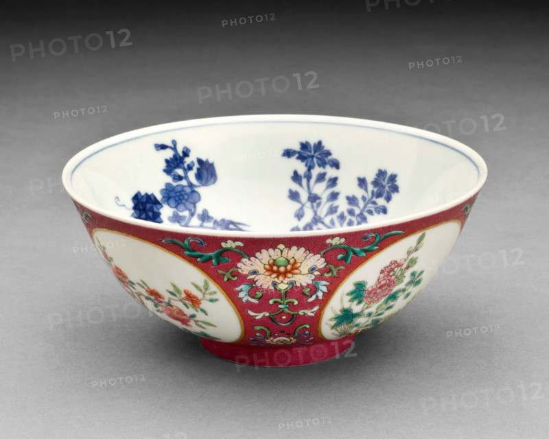 Bowl with roundels of floral design, 1821-1850. Creator: Unknown.