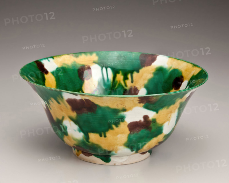 Egg and spinach bowl, 1662-1722. Creator: Unknown.