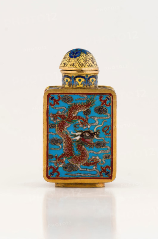Snuff bottle, 18th century. Creator: Unknown.