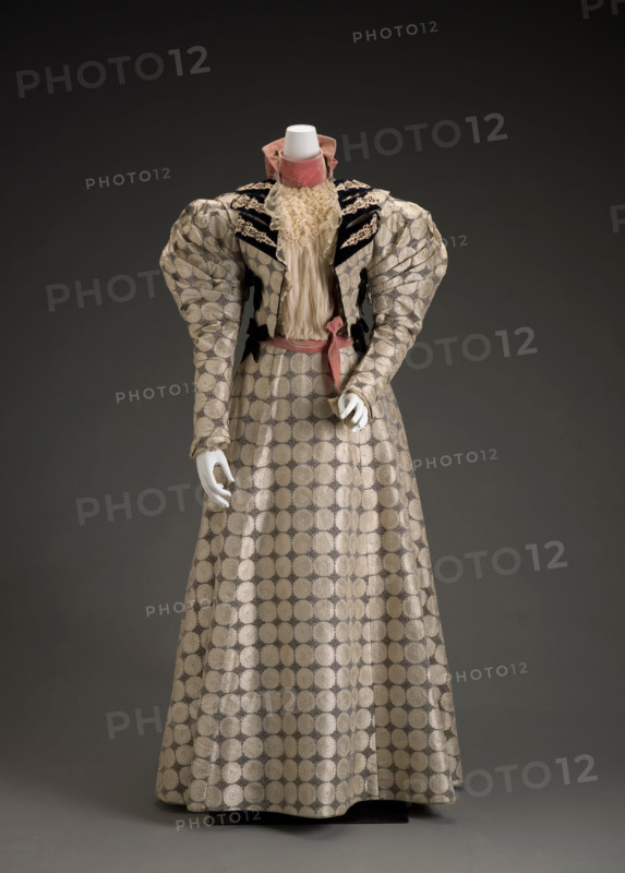 Dress, 1894-1896. Creator: Unknown.