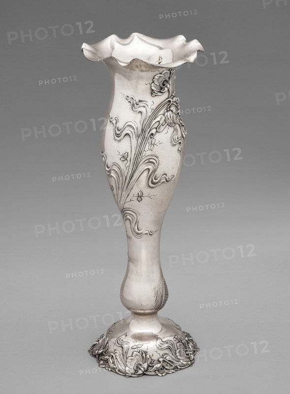 Vase, about 1900-1910. Creator: George W Shiebler and Company.