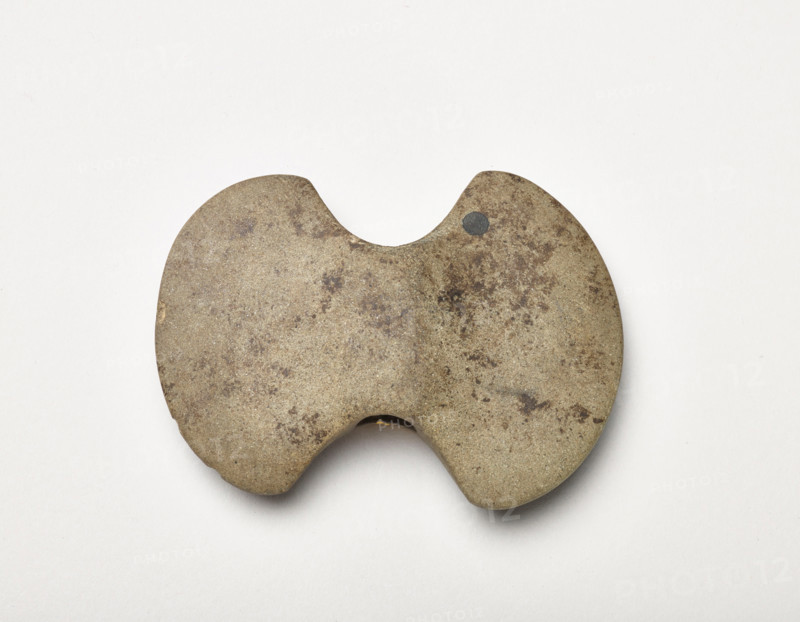 Double-bitten bannerstone, 3000-1000 BCE. Creator: Unknown.