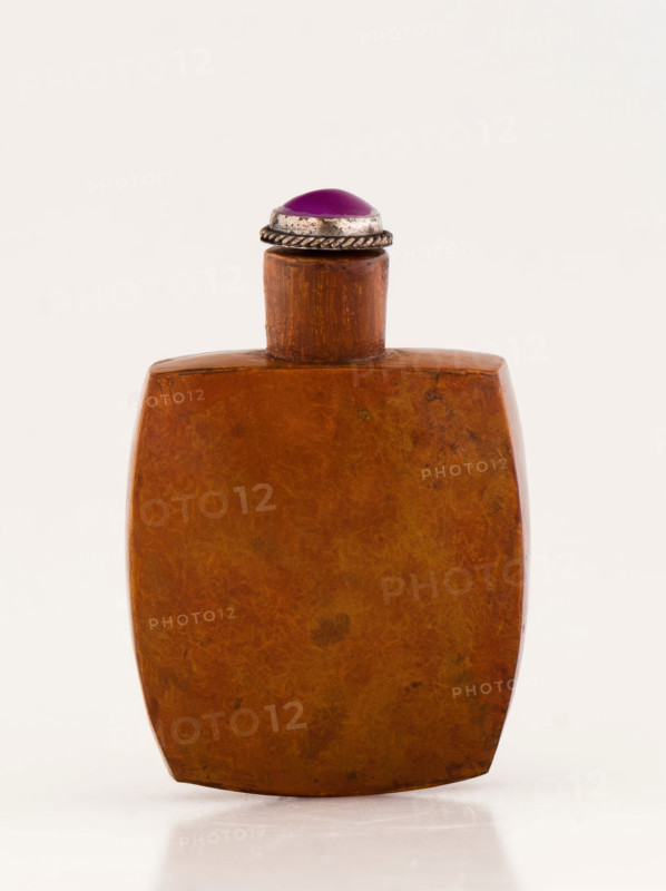 Squared wooden snuff bottle with scoop, late 19th century. Creator: Unknown.