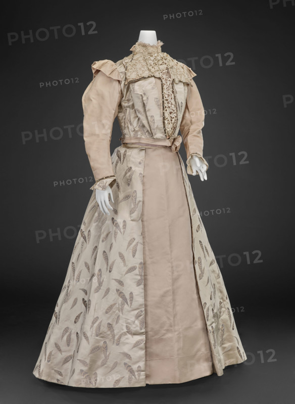 Dress (Bodice, Skirt), 1898-1900. Creator: L. P. Hollander & Co..