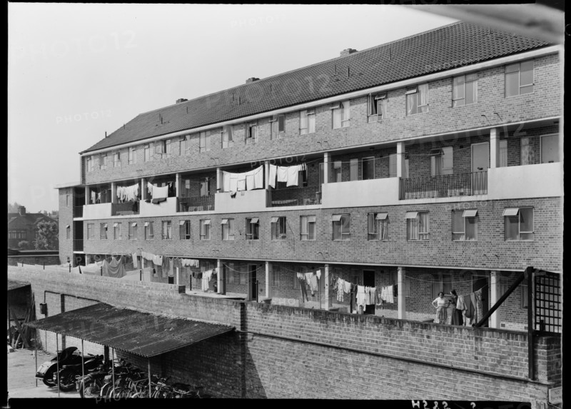 Heathfield Court, Heathfield Road, Wandsworth Common, Wandsworth, Greater London Authority. Creator: Ministry of Works.