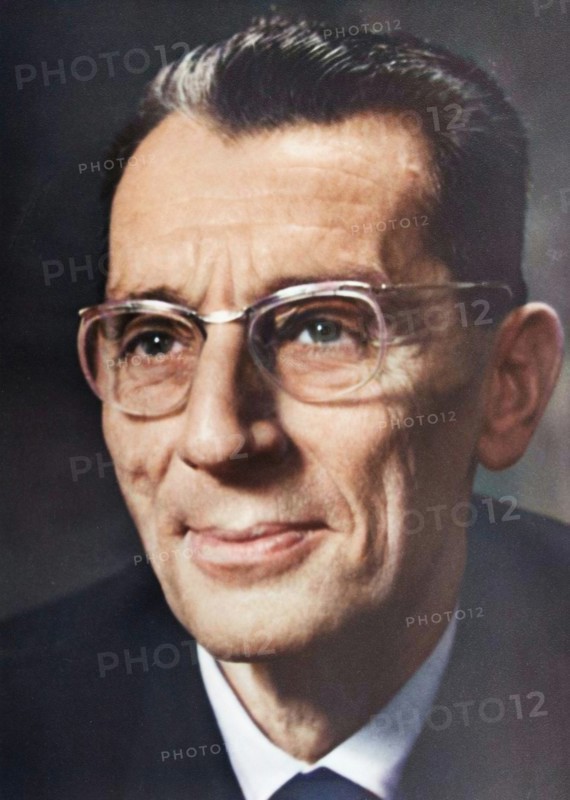 Frederic Joliot, French physicist. Joliot (1900-1958) became assistant to Marie Curie in 1925. In 1926 he married Marie's daughter Irene and in 1935 shared with her the Nobel prize for Chemistry for their work on the synthesis of new radioactive elements. (Colorised black and white print).