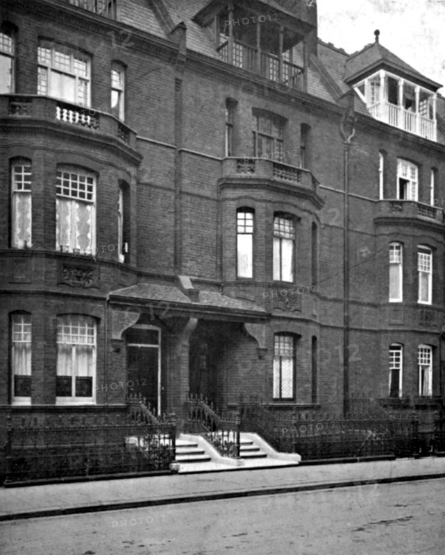 16, Tite Street, Chelsea, London, 1906. Home of Irish playwright and author Oscar Wilde (1854-1900). From 'The life of Oscar Wilde' by Robert Harborough Sherard. [1906].