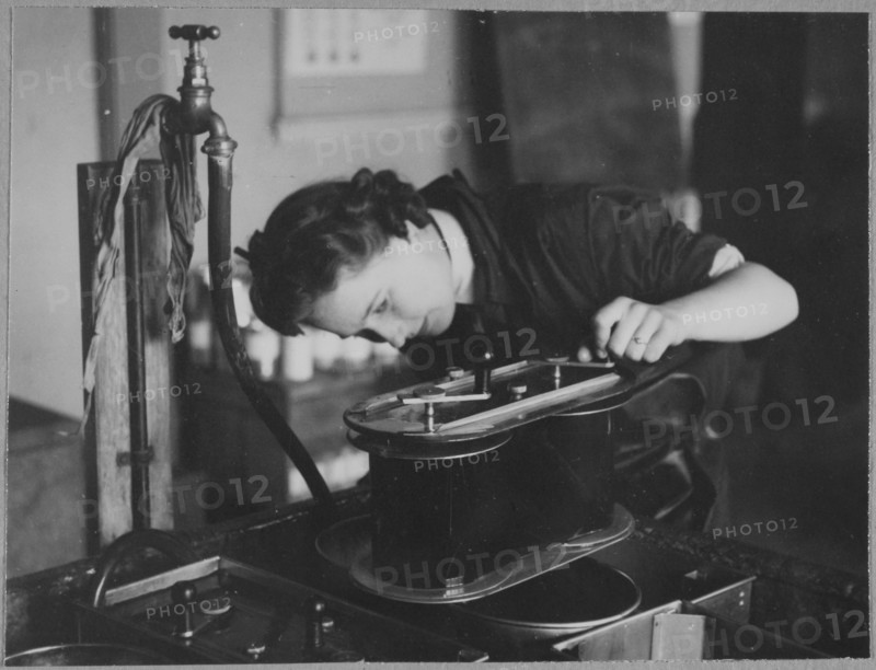 Royal Air Force No. 2 School of Photography, Palatine Road, Blackpool, 1942-1943. Creator: Barnet Saidman.