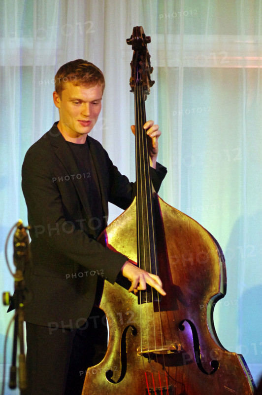 Will Sach, Joe Farnsworth-Sara Hanahan Quartet, Watermill Jazz Club, Dorking, Surrey, July 2024. Creator: Brian O'Connor.