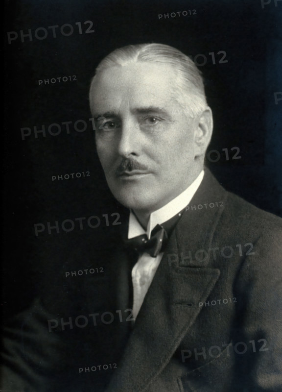 Arthur William James MacFadden. Creator: Elliott & Fry.