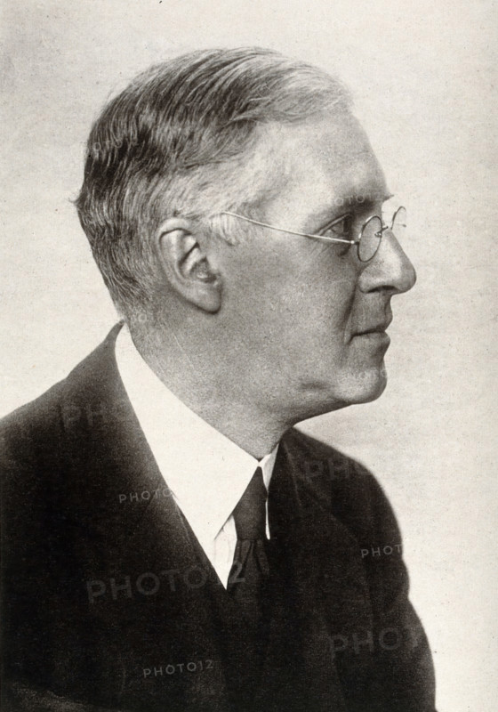 Sir Henry Hallett Dale. Creator: Unknown.
