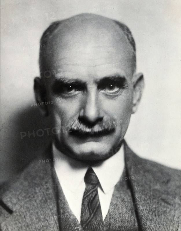Sir Thomas Lewis. Creator: Unknown.