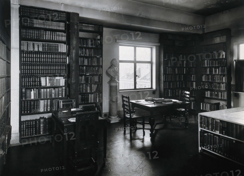 The Wellcome Building, Euston Road, London: a corner of the Hall of Statuary as..., c1960. Creator: Unknown.