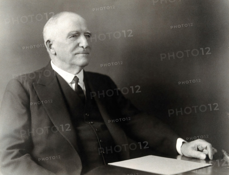 Henry Solomon Wellcome. Creator: Clarence Sterns.