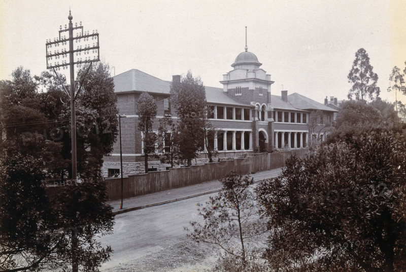 Johannesburg Hospital, South Africa: long two-storey building, possibly divided into wards, c1905. Creator: Unknown.