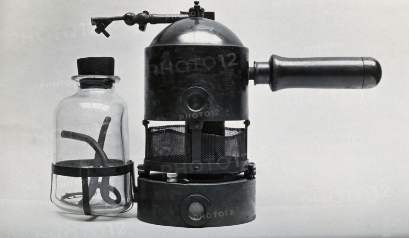 Steam spray used by Joseph Lister, c1880s. Creator: Unknown.