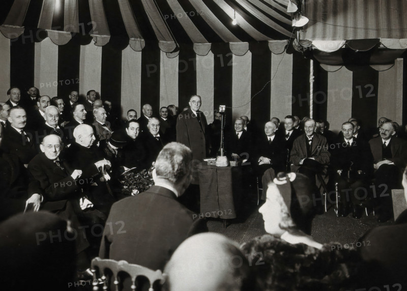 Henry Solomon Wellcome speaking at the cornerstone ceremony for the Wellcome Building, 1931. Creator: Unknown.