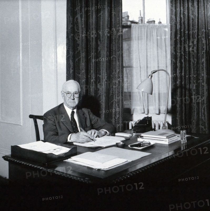 Sir Henry Hallett Dale. Creator: Unknown.
