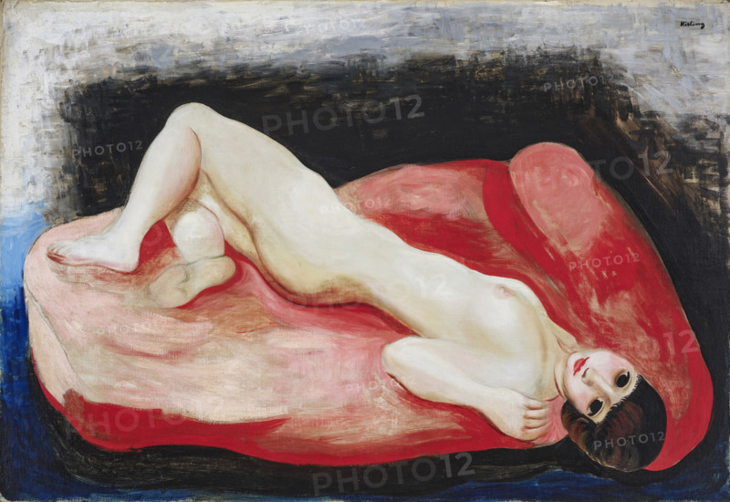 Nude lying on a red couch, 1927. Creator: Kisling, Moïse (1891-1953).