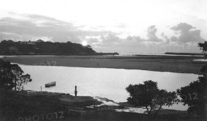 Lagoon, Tweed Heads with Flagstaff Hill in the background, 1906. Creator: Robert Augustus Henry L'Estrange.