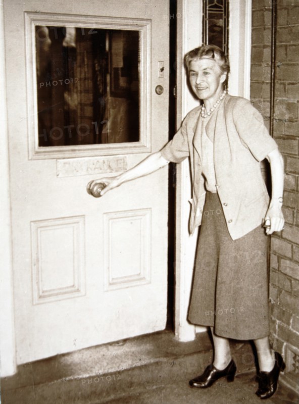 Bess Thomas, Chief Librarian Mosman Library, 1945 -1962. Creator: Unknown.