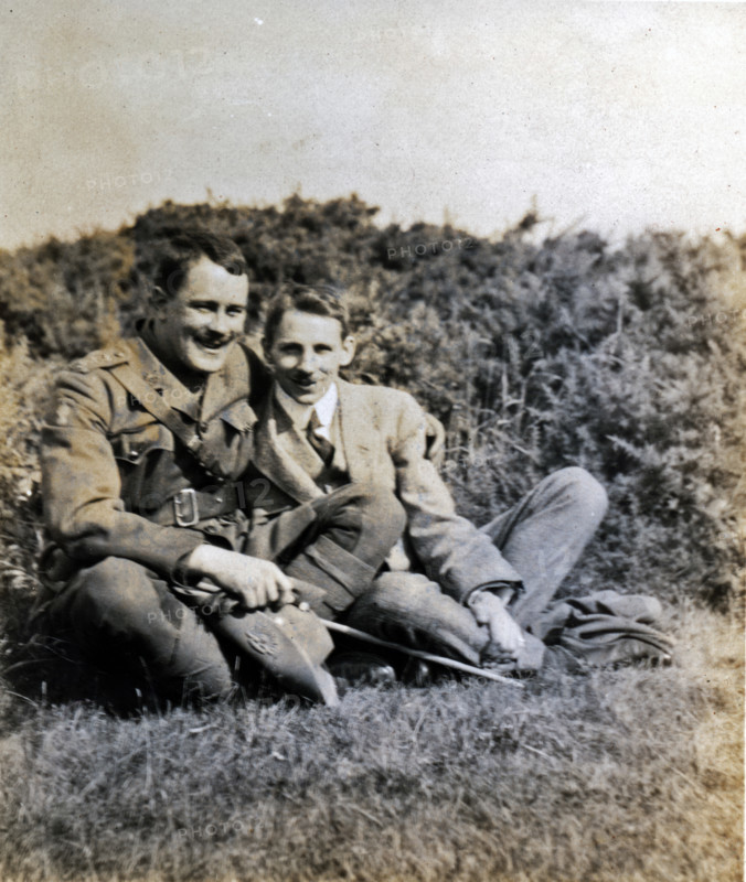 Frank Page with his son, Thomas. Creator: Unknown.