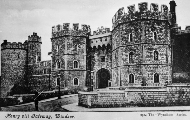 Henry VIII gateway, Windsor. Creator: Unknown.
