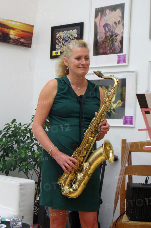Jo Fooks, Jo Harrop and Friends, Clocktower Cafe Jazz Club, Croydon, London, 29 May 2025. Creator: Brian O'Connor.