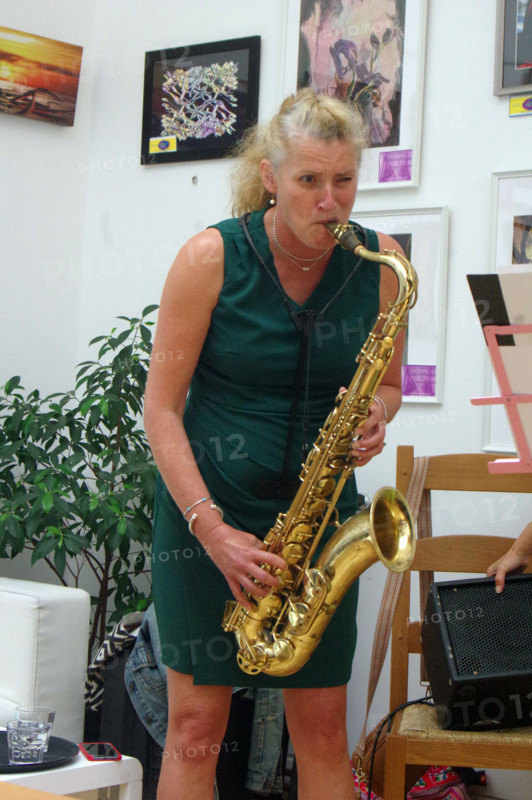 Jo Fooks, Jo Harrop and Friends, Clocktower Cafe Jazz Club, Croydon, London, 29 May 2025. Creator: Brian O'Connor.