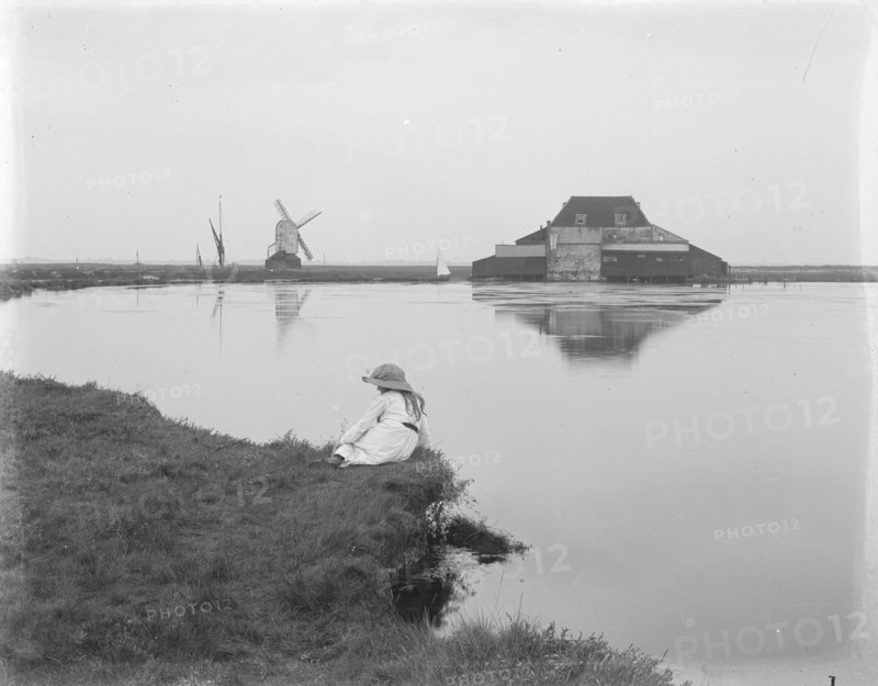 Walton Tide Mill, Mill Lane, Walton-on-the-Naze, Frinton and Walton, Tendring, Essex, pre 1922. Creator: HES Simmons.