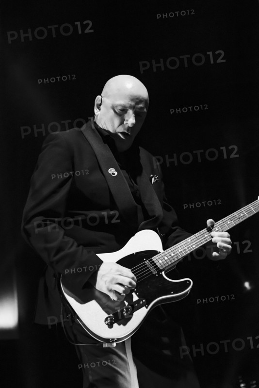 Baz Warne, The Stranglers live at the Royal Albert Hall, Mar 2024. Creator: Annapaola Marchesani.