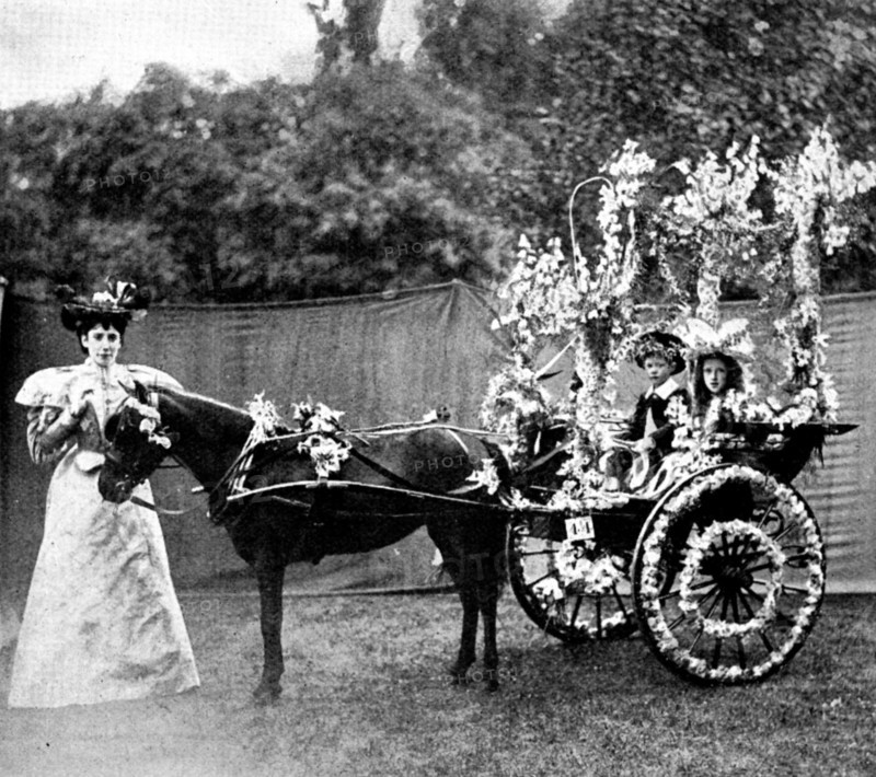 Children's Floral Fête, Royal Botanical Society's Gardens, Regent's Park:...pony and trap, 1895. Creator: Russell & Sons.