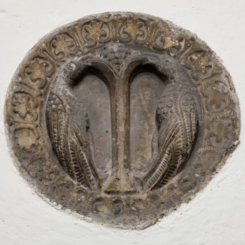 Roundel with Pair of Birds, between 12th and 13th century. Creator: Unknown.