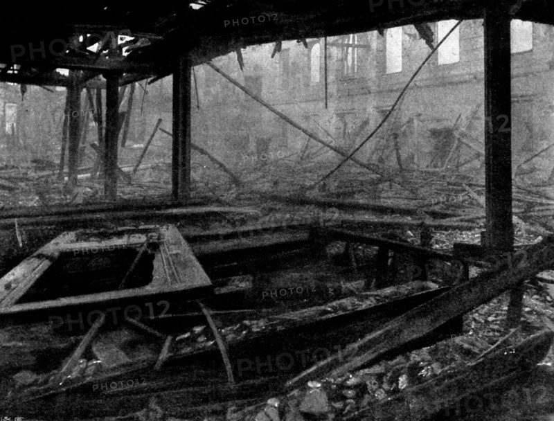 Spurgeon's Tabernacle, destroyed by fire, 1898. Creator: Russell & Sons.