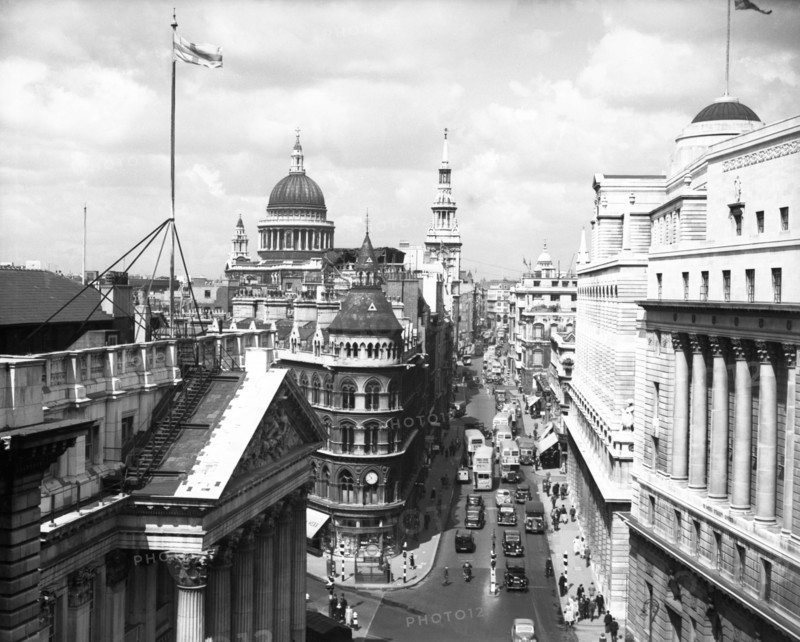 Mansion House and St Paul's Cathedral, City of London, c1955. Creator: Arthur Charles Kirby Ware.