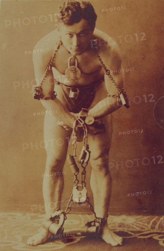 Harry Houdini, 1903. Creator: Blöte, Jan Frederik (1865-1956).