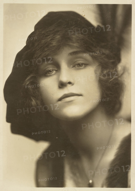 Portrait of a Woman, 1910s. Creator: Frank C Bangs.