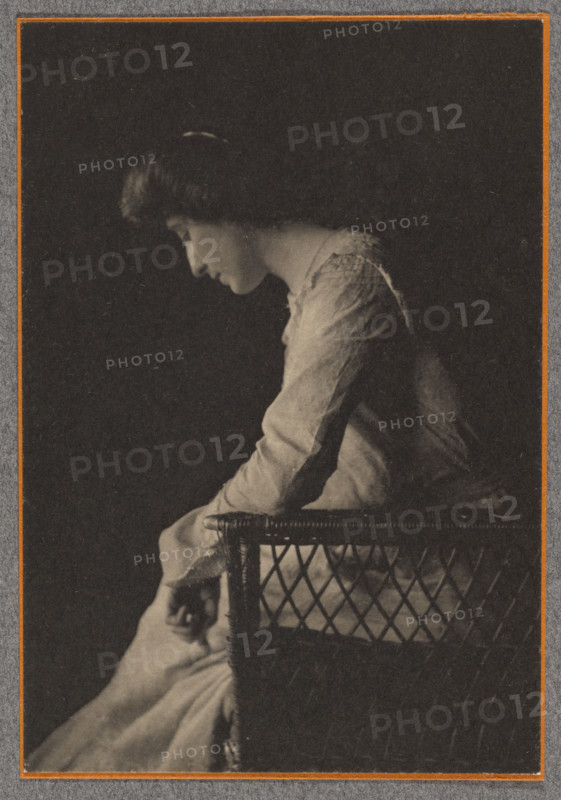 Portrait of Mercedes de Cordoba, 1902. Creator: Joseph Turner Keiley.