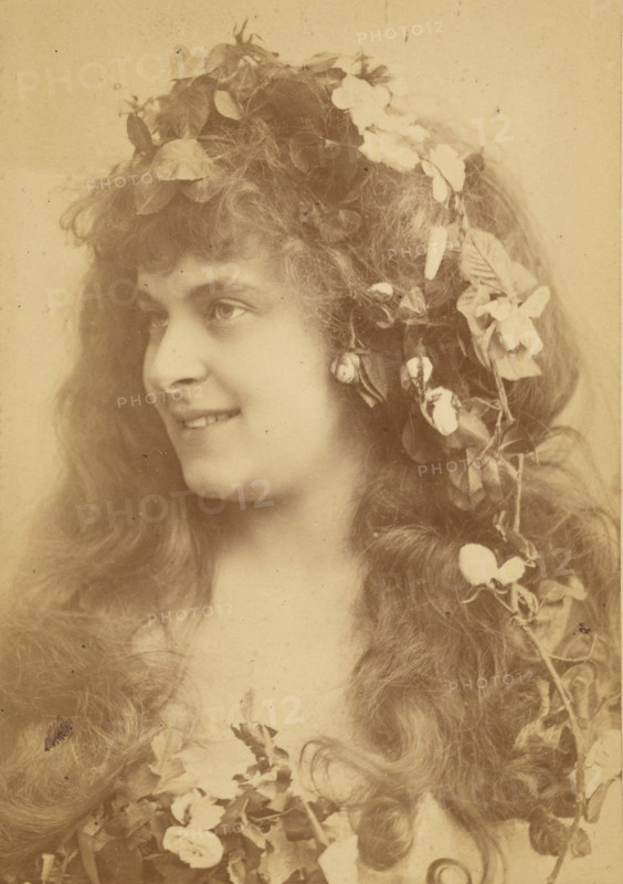 Julie Feyghine, 1878-1884. Creator: Paul Nadar.